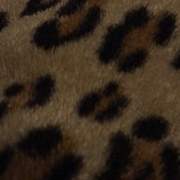 Meet your Posher, Lisa - Picture 1 of 1